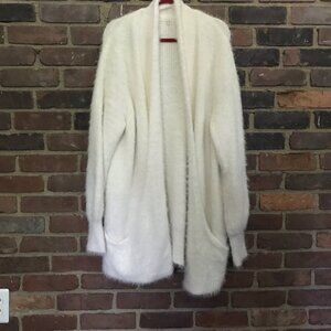 Knitted & Knotted White Fuzzy Knit Cozy Open Front Cardigan Sweater Size XS